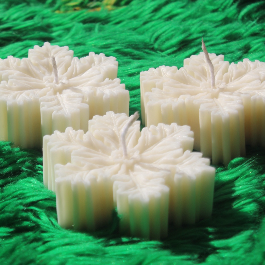 Snowflake Candle - Image 2